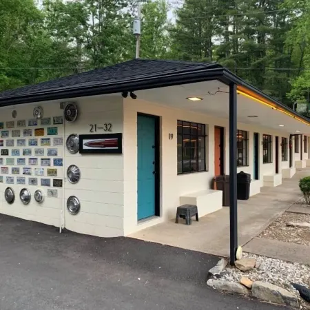 Route 19 Inn