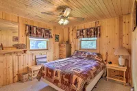 Hurley Lakefront Hideaway w/ Fire Pit & Dock! - parking