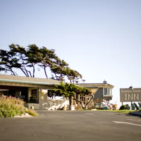Cambria Shores Inn