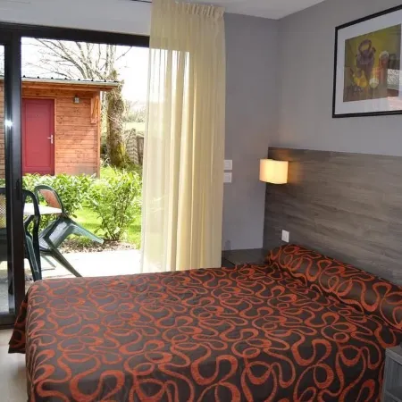 Relais des Cinq Routes Отели в г. Эндр