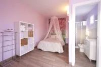 Camping Carlos III Hotels in La Carlota