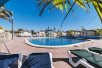 Clyde View Holiday Park Hotel di Broulee