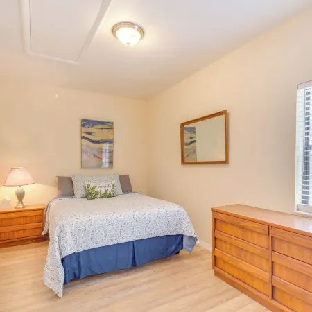 < 1 Mi to Lake Rousseau: Waterfront Home!