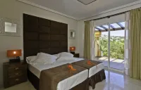 Montemares Golf Luxury Villas & Apartments at la Manga Club Hotels in Atamaria