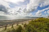 Apartment 3 Marian Y Mor Hotels in Nefyn