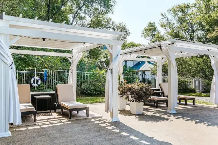 Afton Mountain Inn Отели в г. Крозет