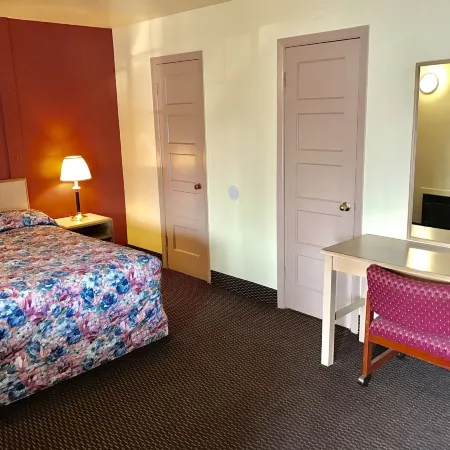 Travelers Inn Motel