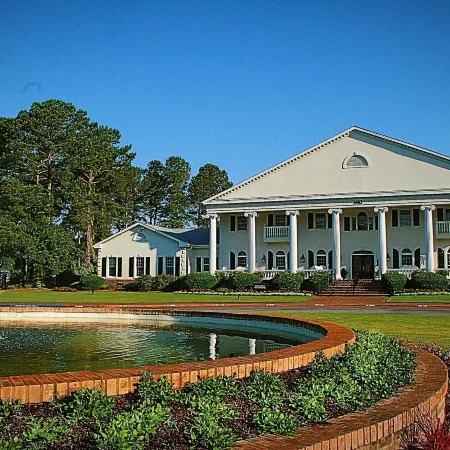 Brunswick Plantation Condo 1503m Next to Pool and Hickory Shaft Bistro! by Redawning