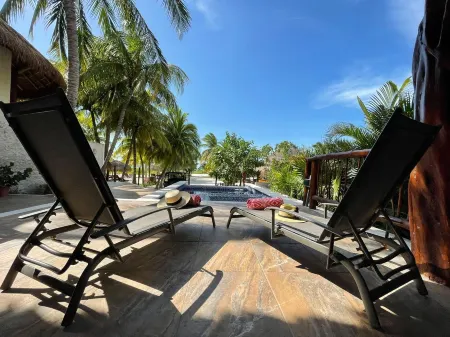 Casa Pirata Отели в г. Ольбокс