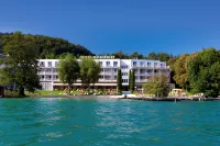 Werzers Seehotel Wallerwirt Hotel di Velden am Worther See