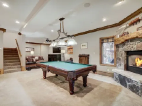 4Br Plus Den Platinum Townhome, Walk to Lift Townhouse Hotels in Edwards