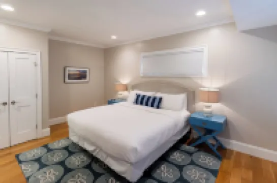 The Newport Lofts - 611 Thames Street Hotels in 