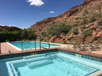Moab Springs Ranch - Pool