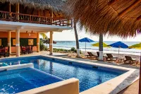 Tronco Bay Inn - 2-Star