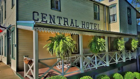 Central Hotel