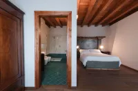 Corte Castello Hotels in Cavaion Veronese