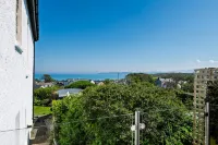 Traeth Arian Cottage - Homestays