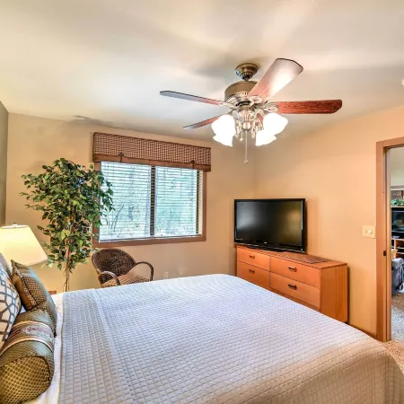 Relax Fireside! Peaceful Forest Haven in Prescott