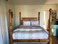Cute North West Valley Studio