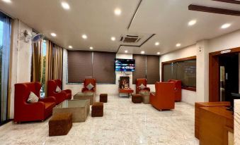 Hotel the Grand