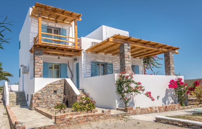 Faros Apartments