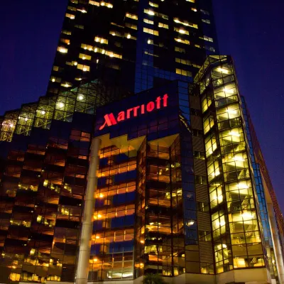 New Orleans Marriott Metairie at Lakeway Hotels near Harrell Stadium