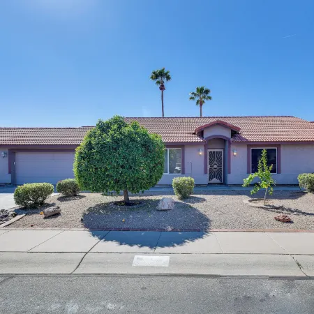 2 Mi to Dtwn! Family Home w/ Game Room in Chandler