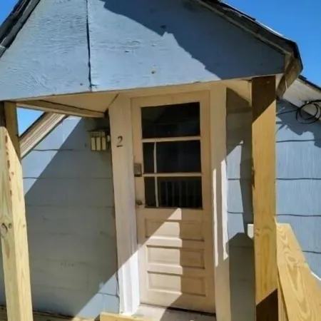 Loft at the Beach 1 Bedroom Apts by RedAwning