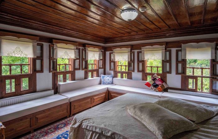 Çamlıca Konak Çarşı Evi
