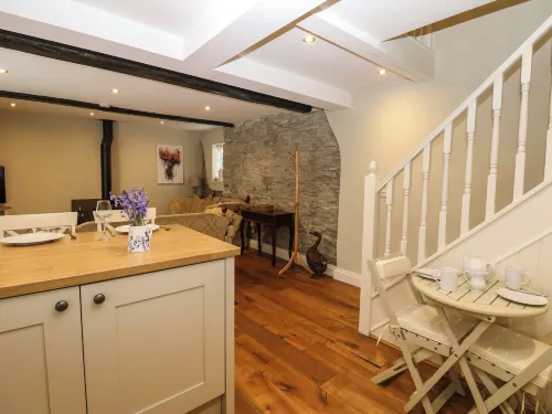 White Swan Cottage - 3-Star