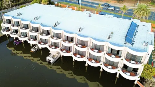 Lake Mulwala Boatel Hotels in Mulwala