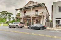 Charming Louisiana Getaway w/ Furnished Balcony! - Park Yeri