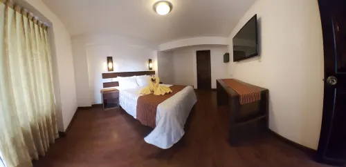 La Cabaña Hotel - Losmen