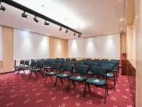Hotel Cyrano Hotels in Saronno