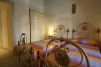 VILLA WITH POOL DEPANDACE AND GARDEN Hotels in Valledoria