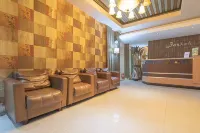 RedDoorz Plus Near Sepinggan Airport 3 Balikpapan Hotels in Balikpapan