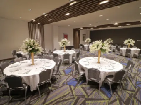 ホリデイ イン エクスプレス モンテレイ フンディドーラ by IHG モンテレーのホテル