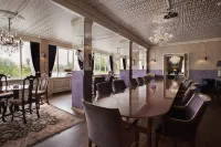 Hotel Wassilioff - Unike Hoteller Hotels in Stavern
