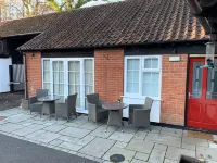 Fornham Guest House - Homestays