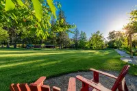 The Davies Family Inn Hotels in Placerville
