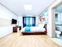 Hu An Stay Hotel Hotels near Dong-Amsa
