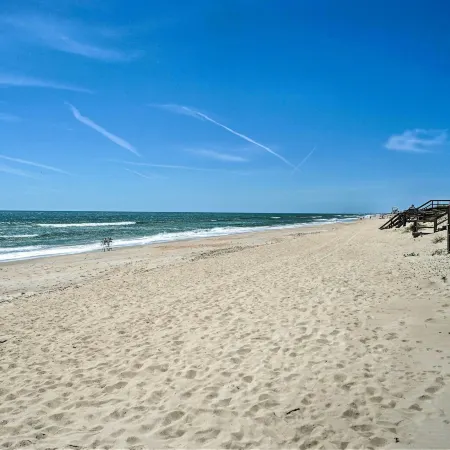 Carolina Beach Condo with Deck Steps to Shore!