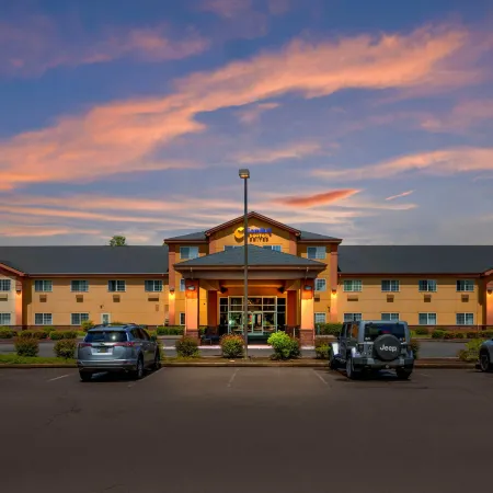 Comfort Suites Salem