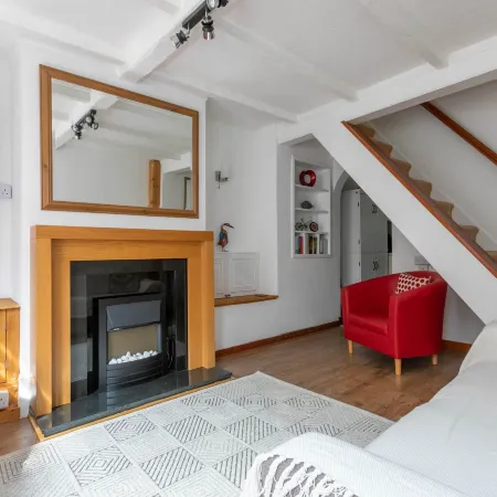 Stylish 2Bd Family Hideaway in Dover
