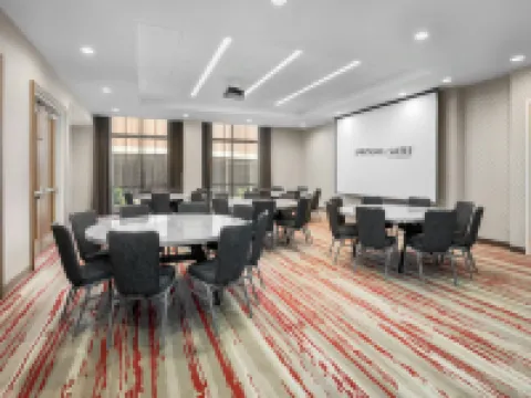 สปริงฮิลล์สวีทส์ บายแมริออท เอเธนส์ ดาวน์ทาวน์/ย่านมหาวิทยาลัย โรงแรมในเอเธนส์