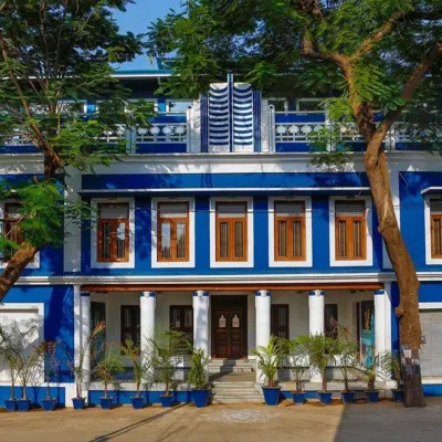 Tanjore Hi Hotel Hotels near Sri Kodi Amman Temple