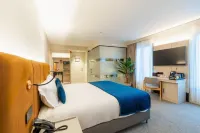 The Liman Hotel Hotels near The Nine sa