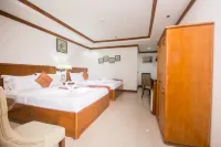 Grand Boracay Resort - Bãi đậu xe