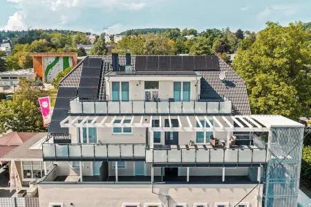 MK Apartments Отели рядом с достопримечательностью «Naturfreibad Zellersee»