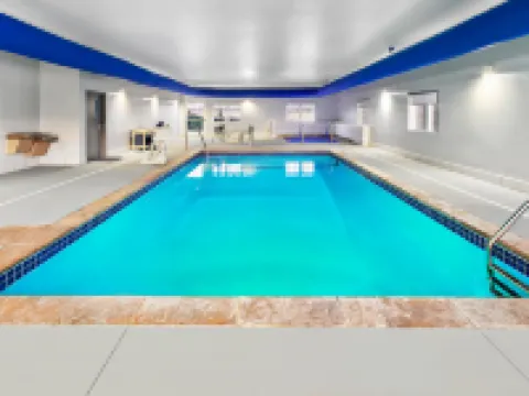 Spark by Hilton Rochester South Hotels in Rochester